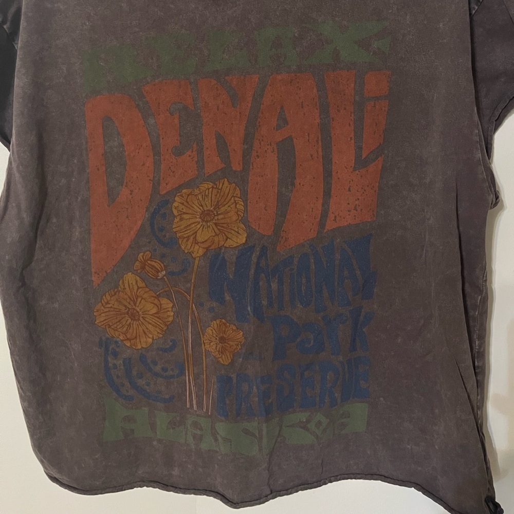 Denali National Park Tee - Picture 2 of 6